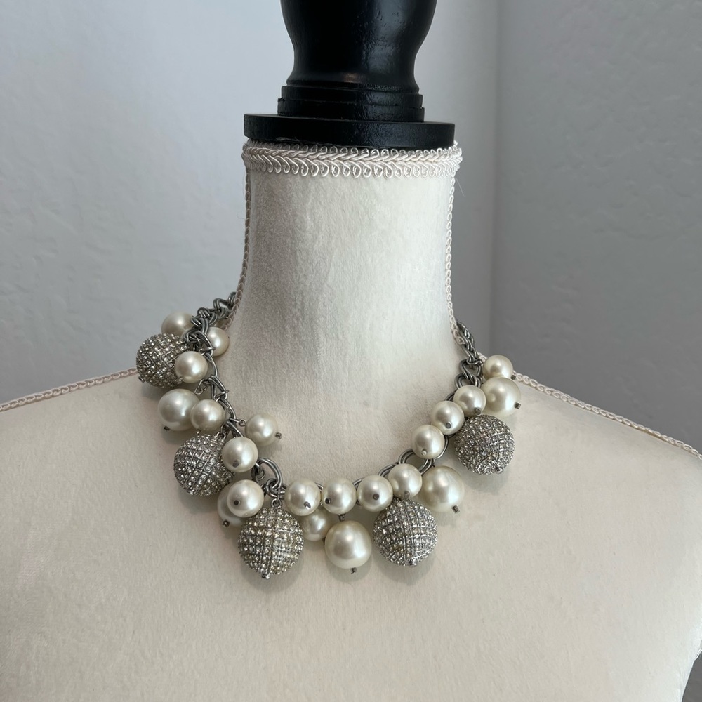 Chic Silver and Pearl Statement Necklace